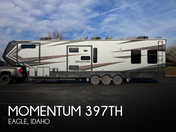 Thumbnail Photo undefined for 2018 Grand Design Momentum